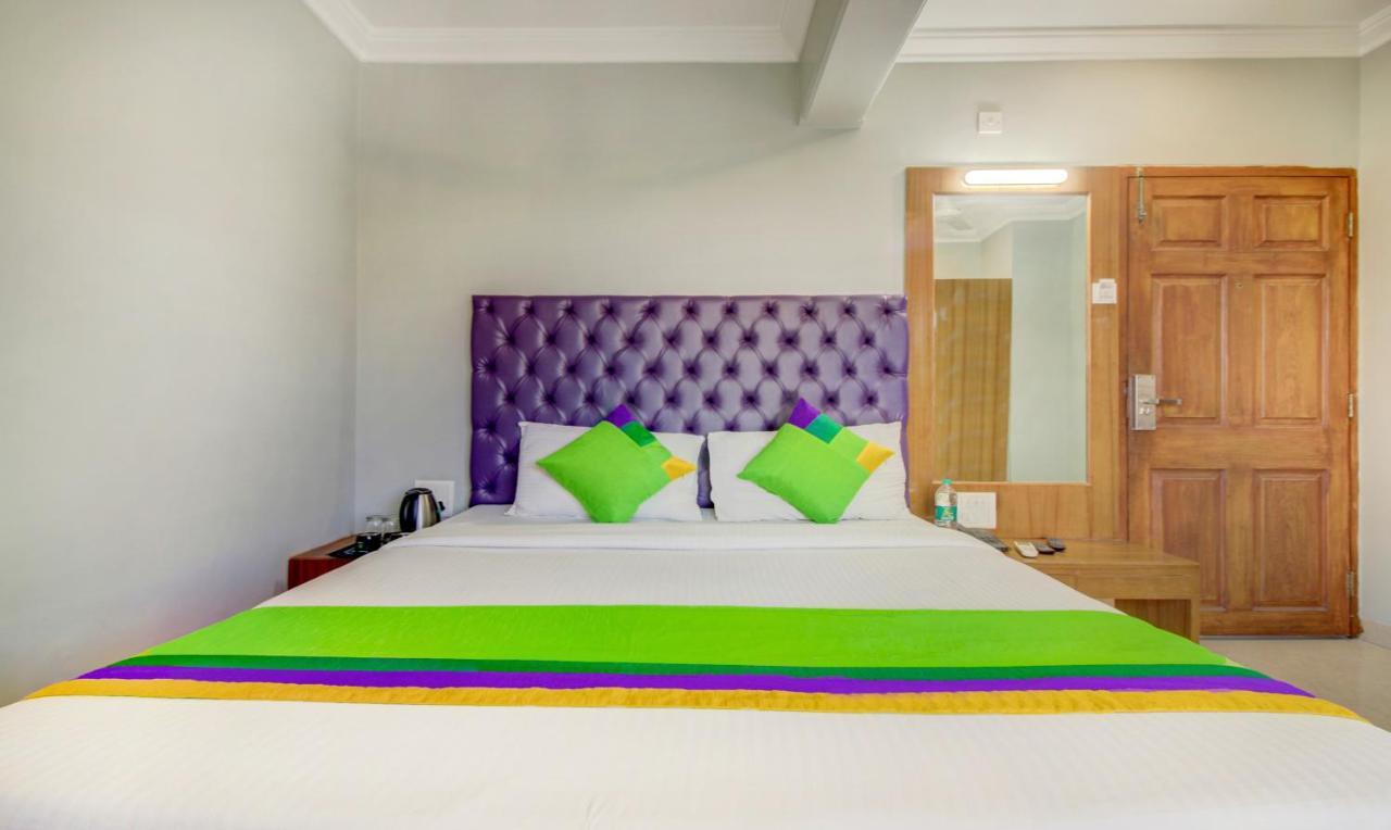 Treebo Cruz Royale Santacruz West Hotell Mumbai Eksteriør bilde